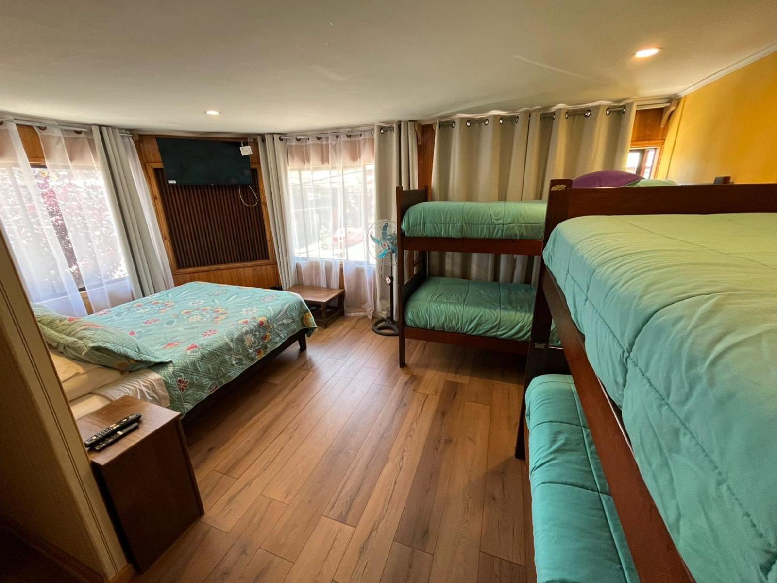 Umantue Hostel Panguipulli Eksteriør bilde